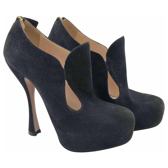 Prada Tear Drop Cut out Bootie High Heels Black Women's Size 37 1/2 / US 7.5 - Picture 1 of 10